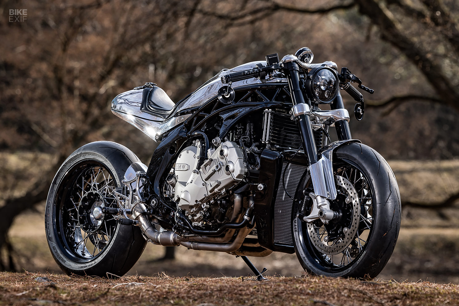 Lioness: CW Zon modifies the massive BMW K1600 GTL