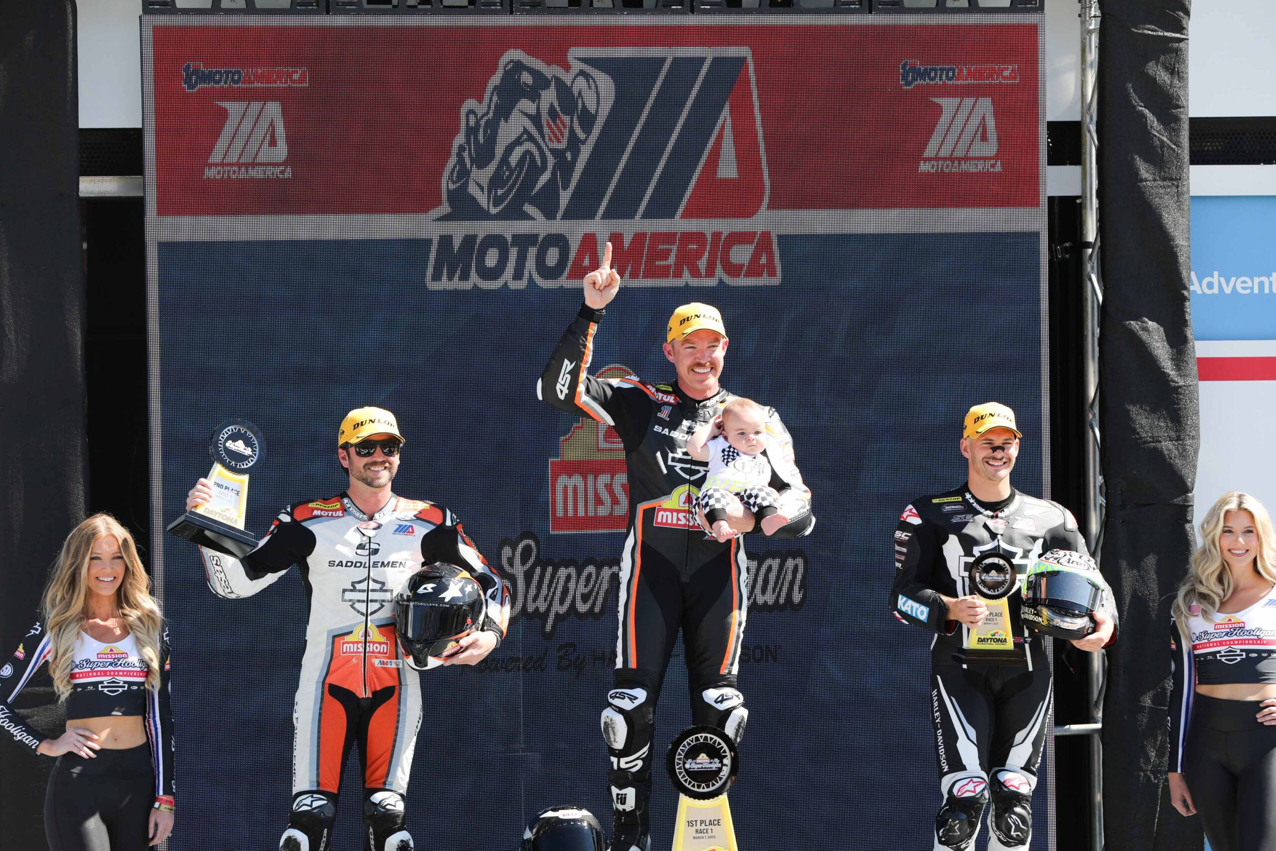 Harley-Davidson Triumphant in Daytona SuperHooligans Race 1