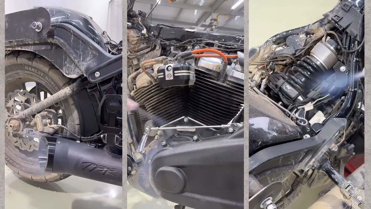 This Dry Ice Motorcycle Deep Clean Is So Satisfying, You Guys