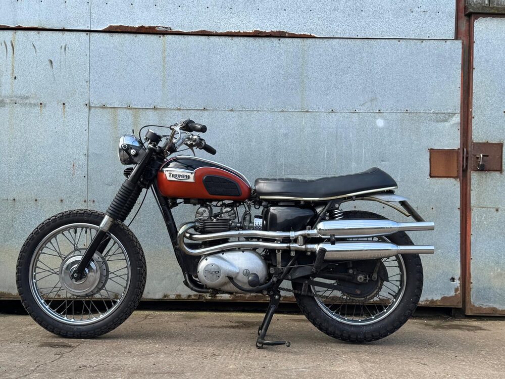 For Sale: Triumph T100C