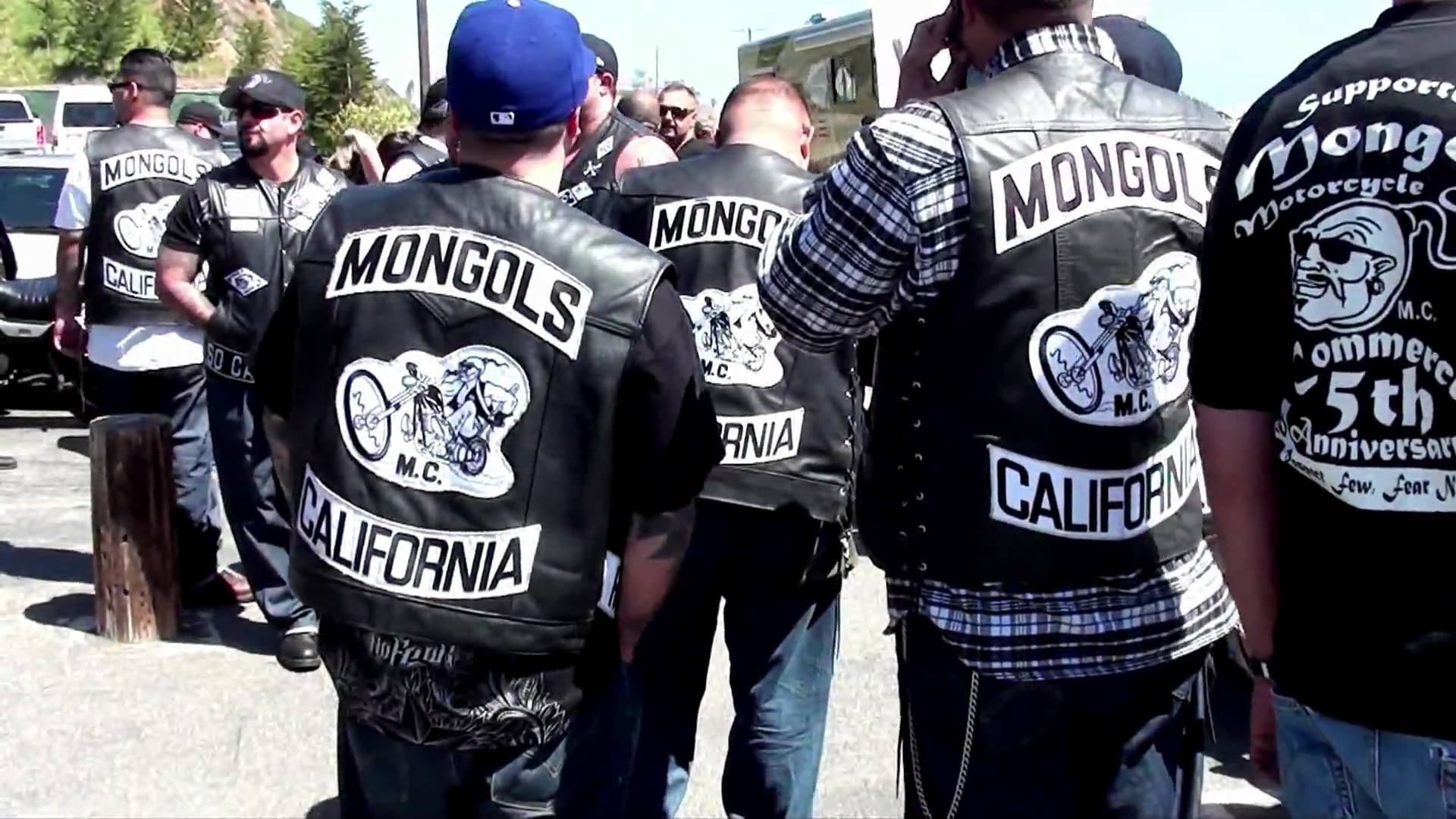 MEMBER OF MONGOLS MC STABS A HELLS ANGEL (WAR CONTINUES)