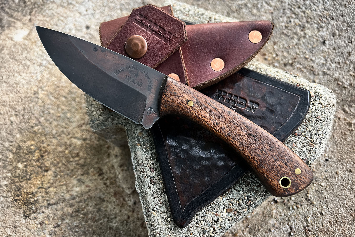 Knives for Motorcycle Riders: Essential Picks for the Road