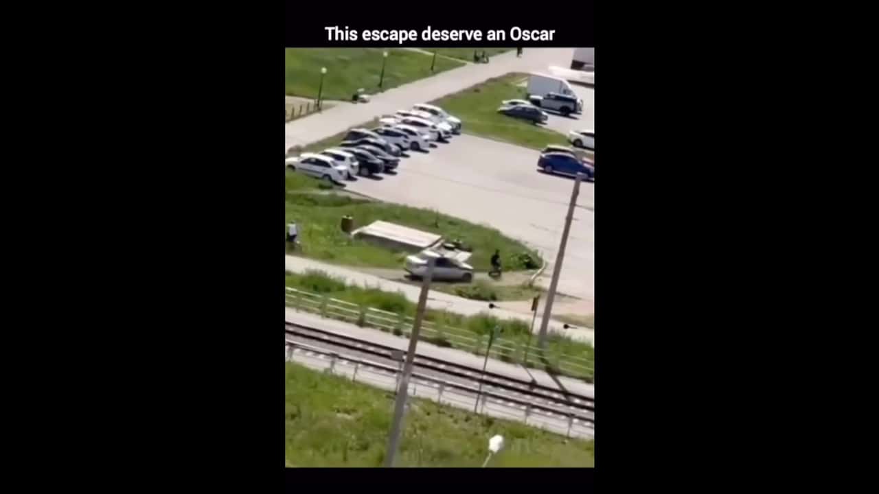 This Is the Funniest Electric Scooter Police Chase and You Have to See It