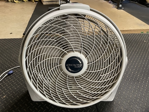 How to Clean a Floor or Box Fan