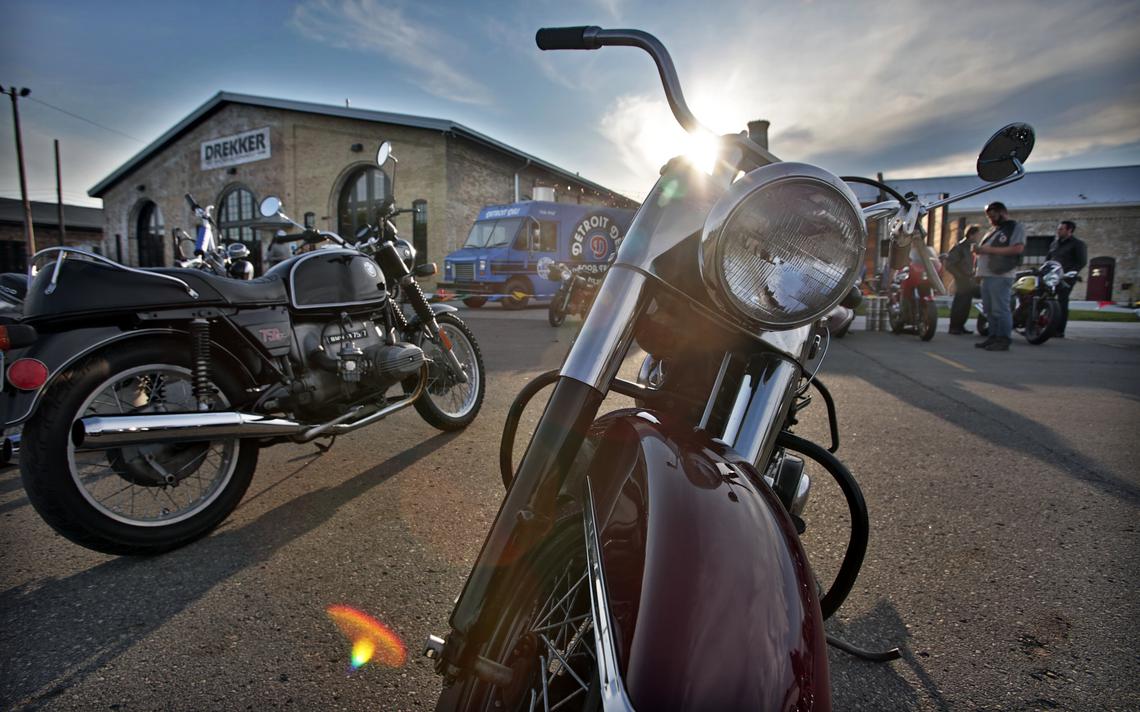 MOTORCYCLE CLUB GOES GANGSTER ON GUY