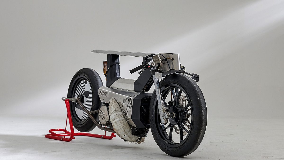 Built for Speed: Theo Niess’ Honda CR250 Powered Hyperbike