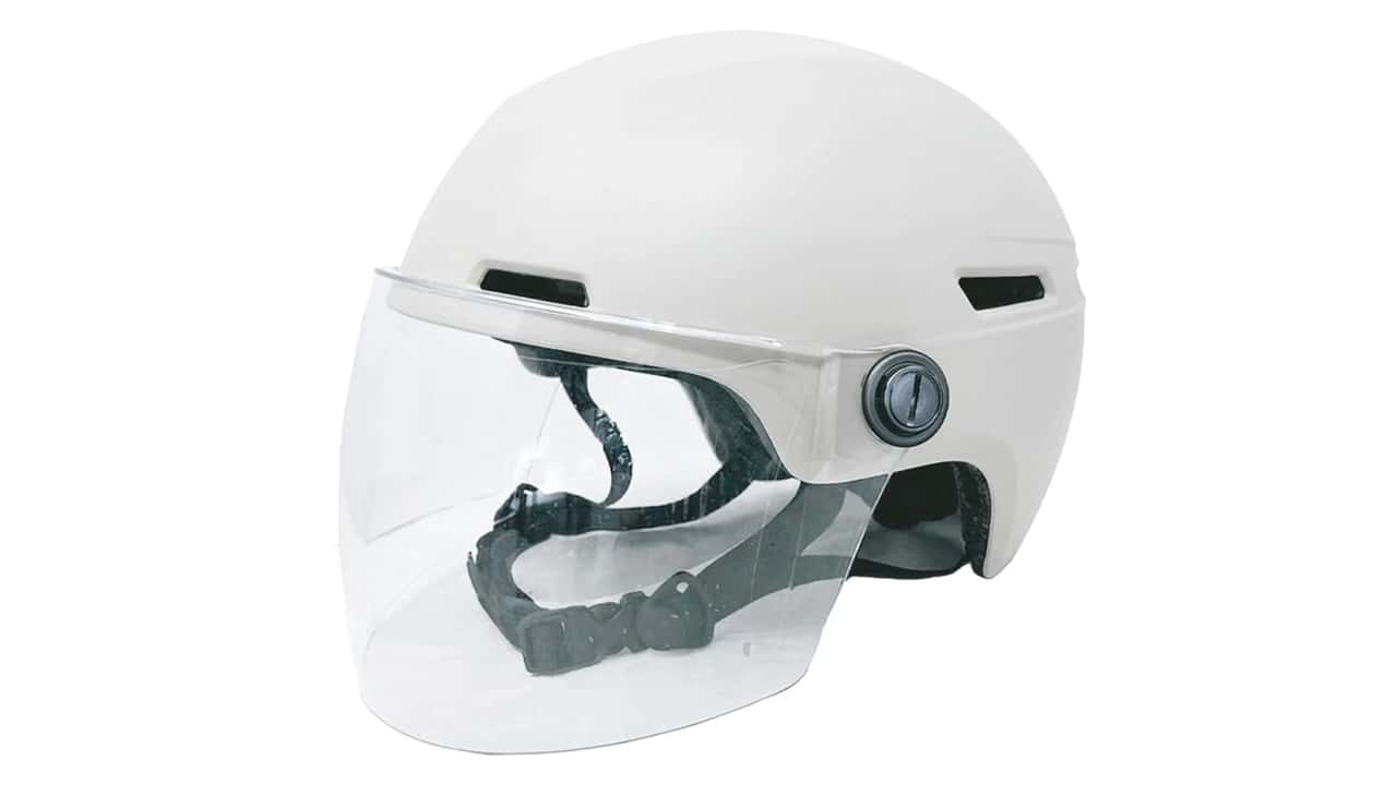If You’re Going to Buy a Helmet In Case of Bear Attacks, At Least Make It A Motorcycle Helmet